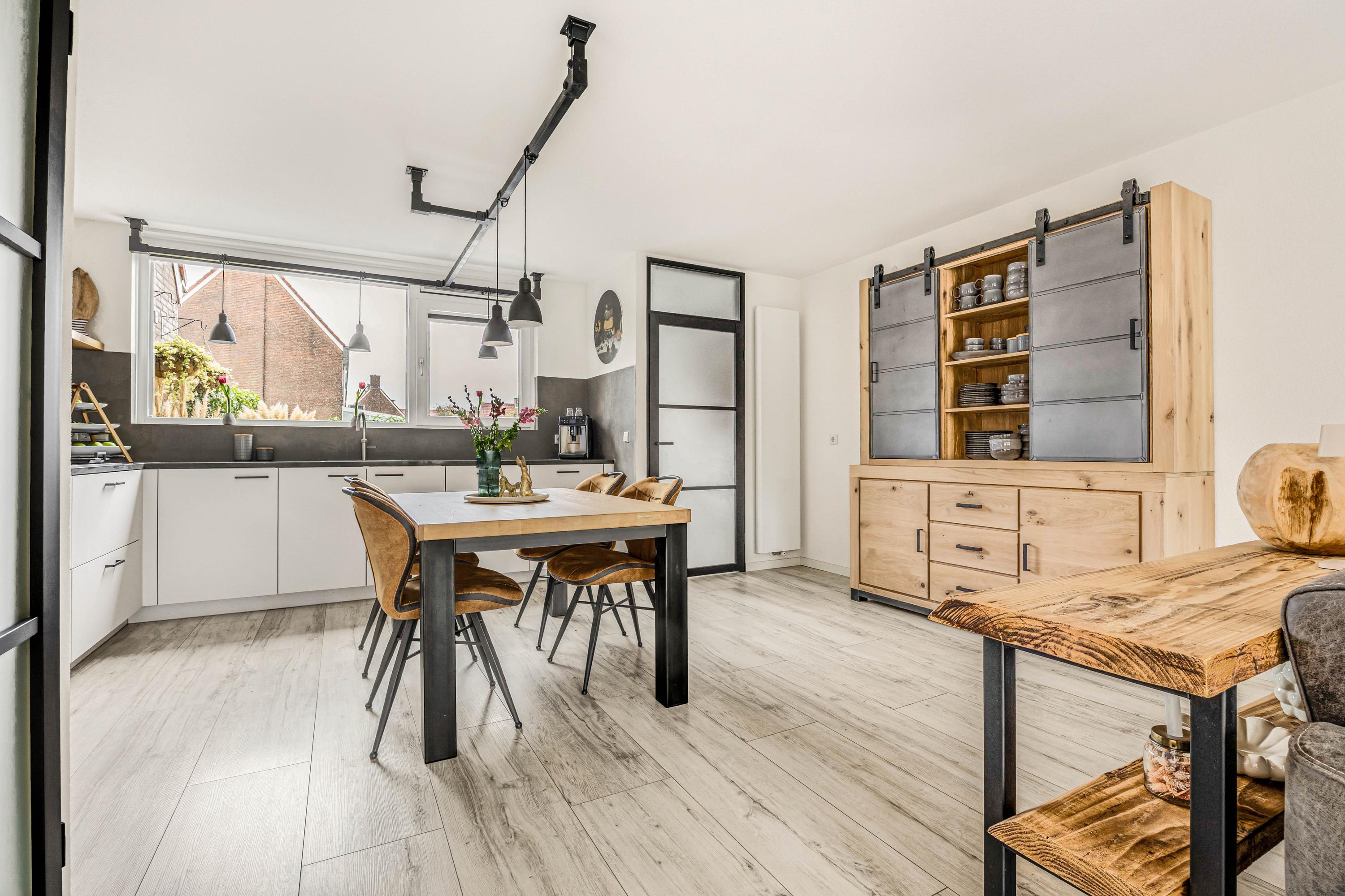Weerterbos 49 , 2134 HJ Hoofddorp 4